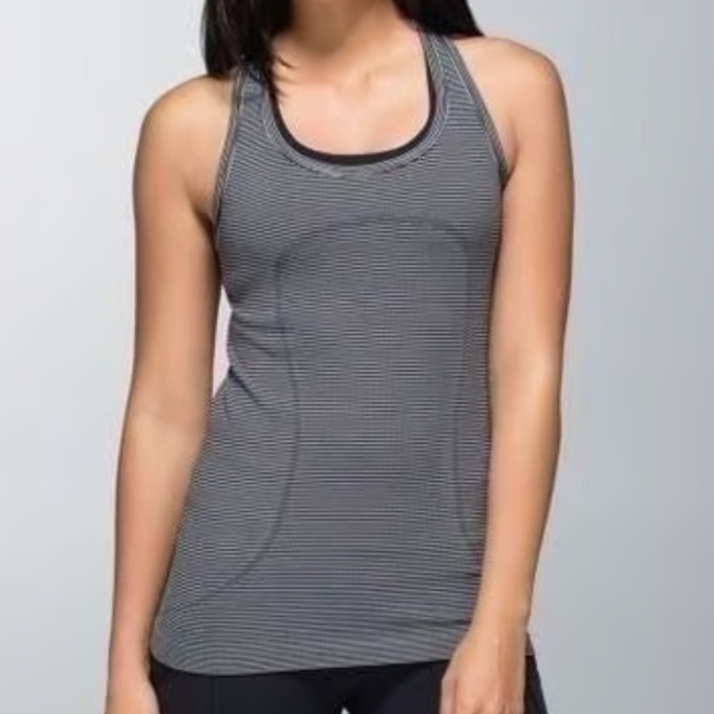 Lululemon Swiftly Tech Racerback Striped Black and White Women's Tank Top size 4